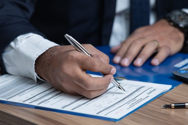 post-adv-trab-proteg-seus-direitos-no-ambiente-de-trabalho